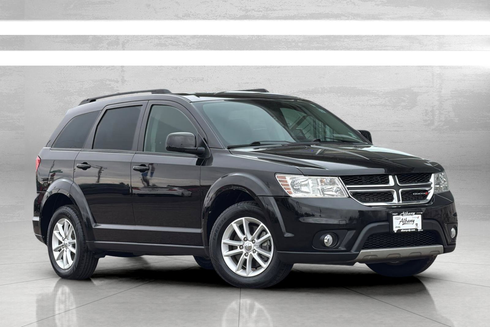 Used 2016 Dodge Journey SXT image 2