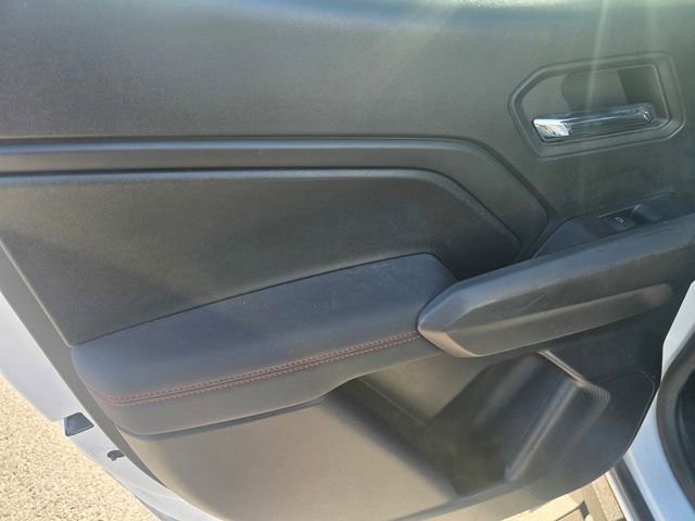 Used 2023 Chevrolet Colorado Z71 w/ Z71 Convenience Package 2 image 11