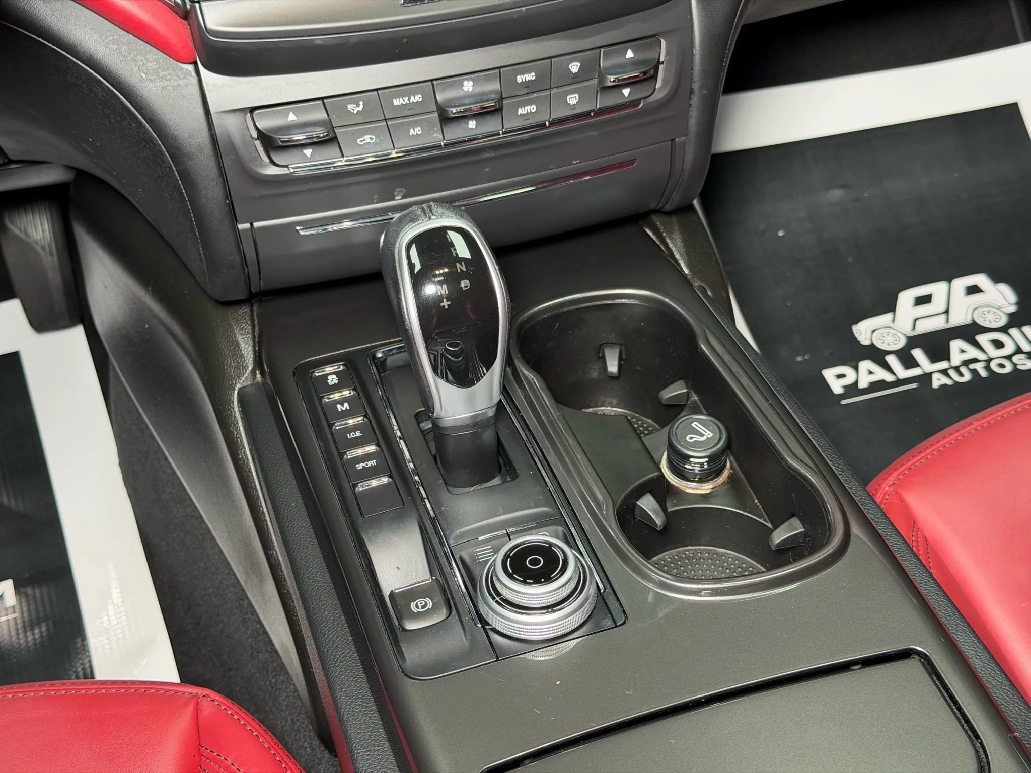 Used 2018 Maserati Ghibli S image 30