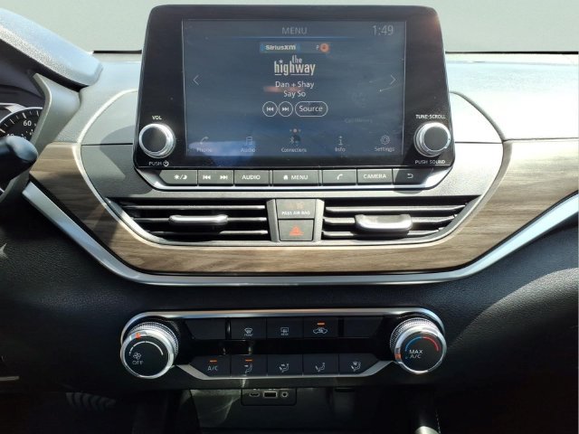 Used 2023 Nissan Altima 2.5 SV FWD image 18