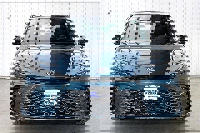 Used 2025 Toyota Camry XSE w/ Premium Plus Package image 3