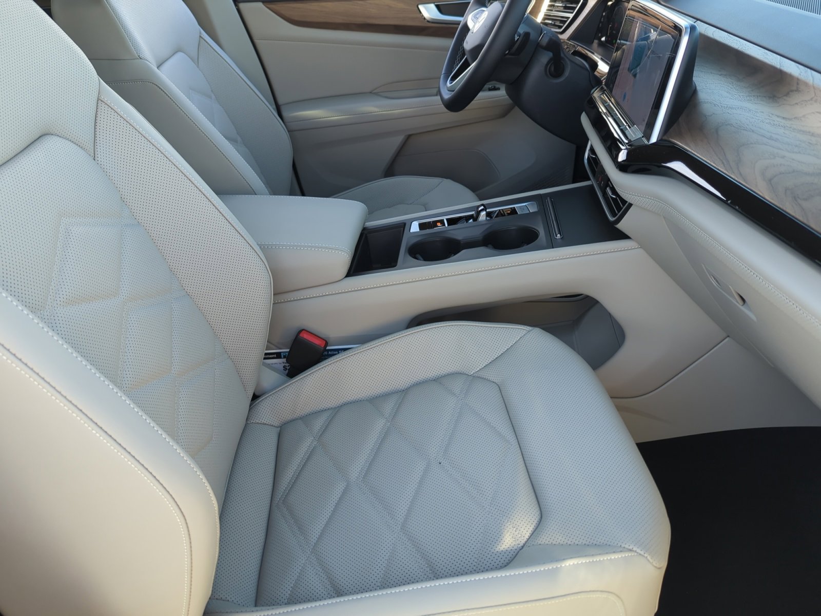 New 2026 Volkswagen Atlas SE FWD image 19