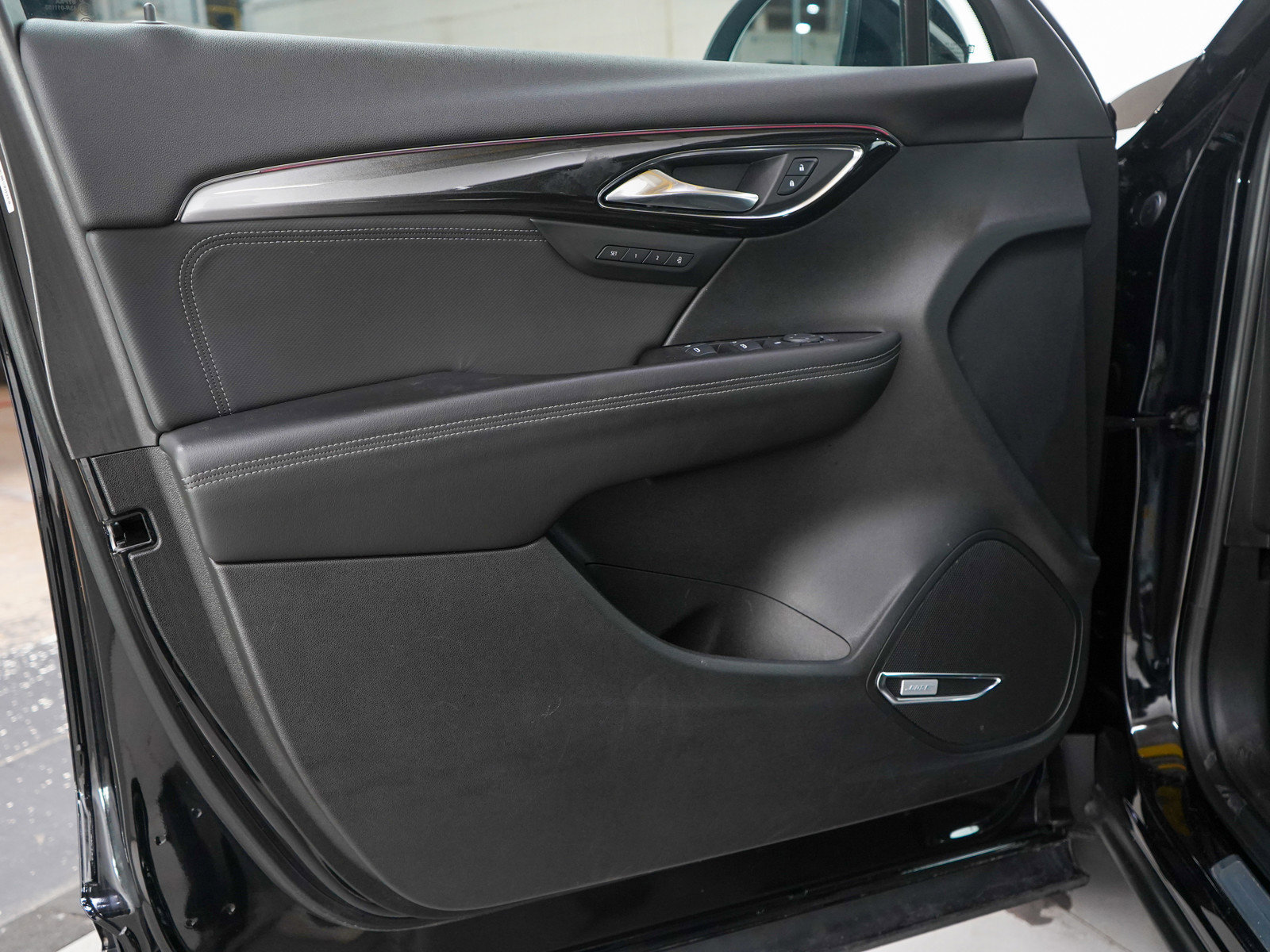 Used 2024 Buick Envision Preferred image 21