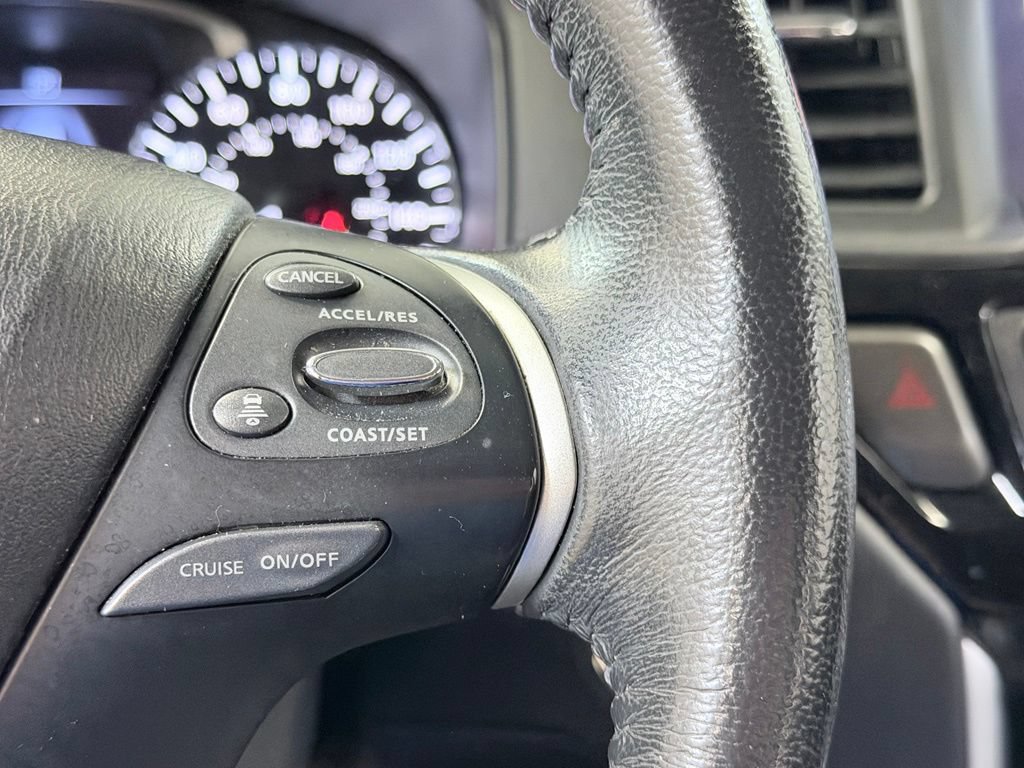 Used 2019 Nissan Pathfinder SV FWD image 45