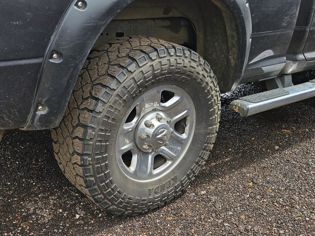 Used 2015 RAM 2500 Tradesman w/ Chrome Appearance Group AWD/4WD image 9