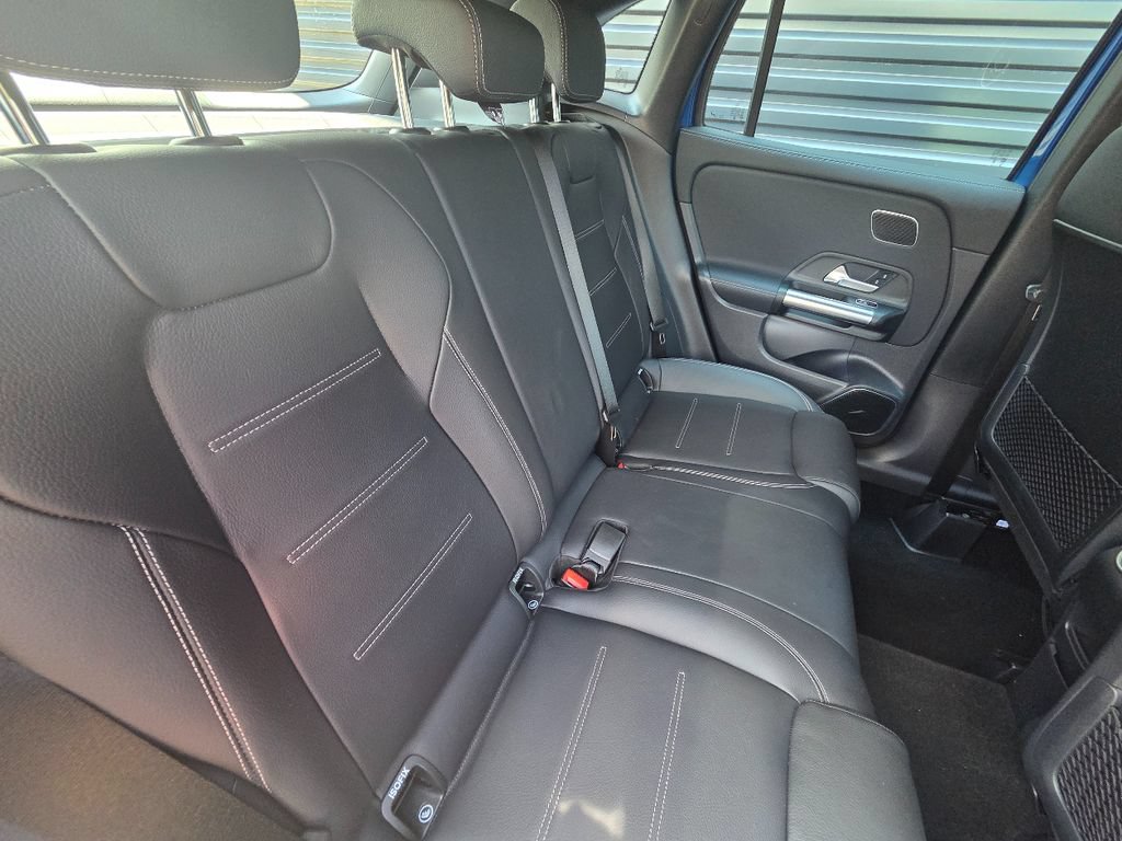 Used 2024 Mercedes-Benz GLA 35 AMG 4MATIC image 21