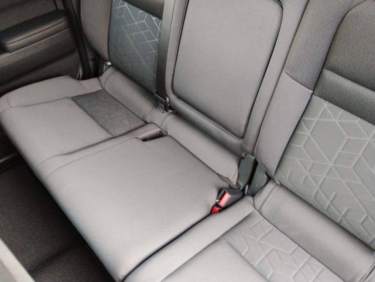 Used 2025 Nissan Frontier SV w/ SV Convenience Package image 73