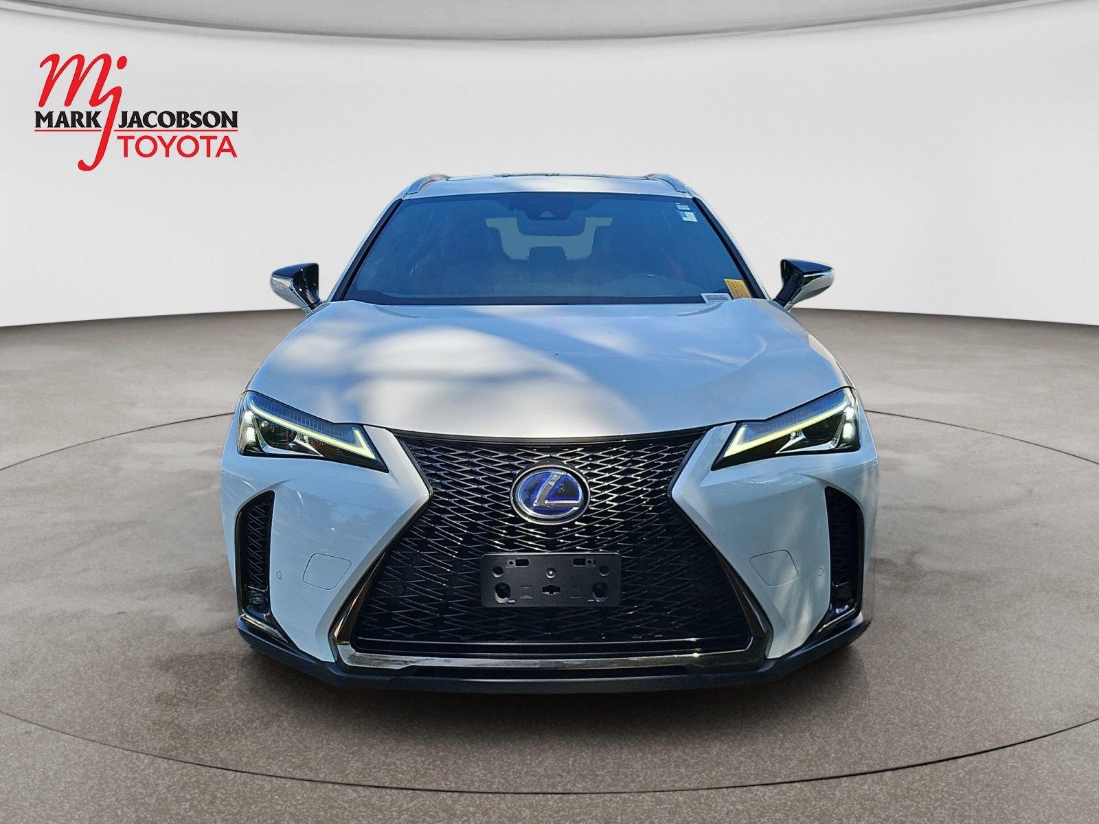 Used 2019 Lexus UX 250h F Sport AWD/4WD image 2