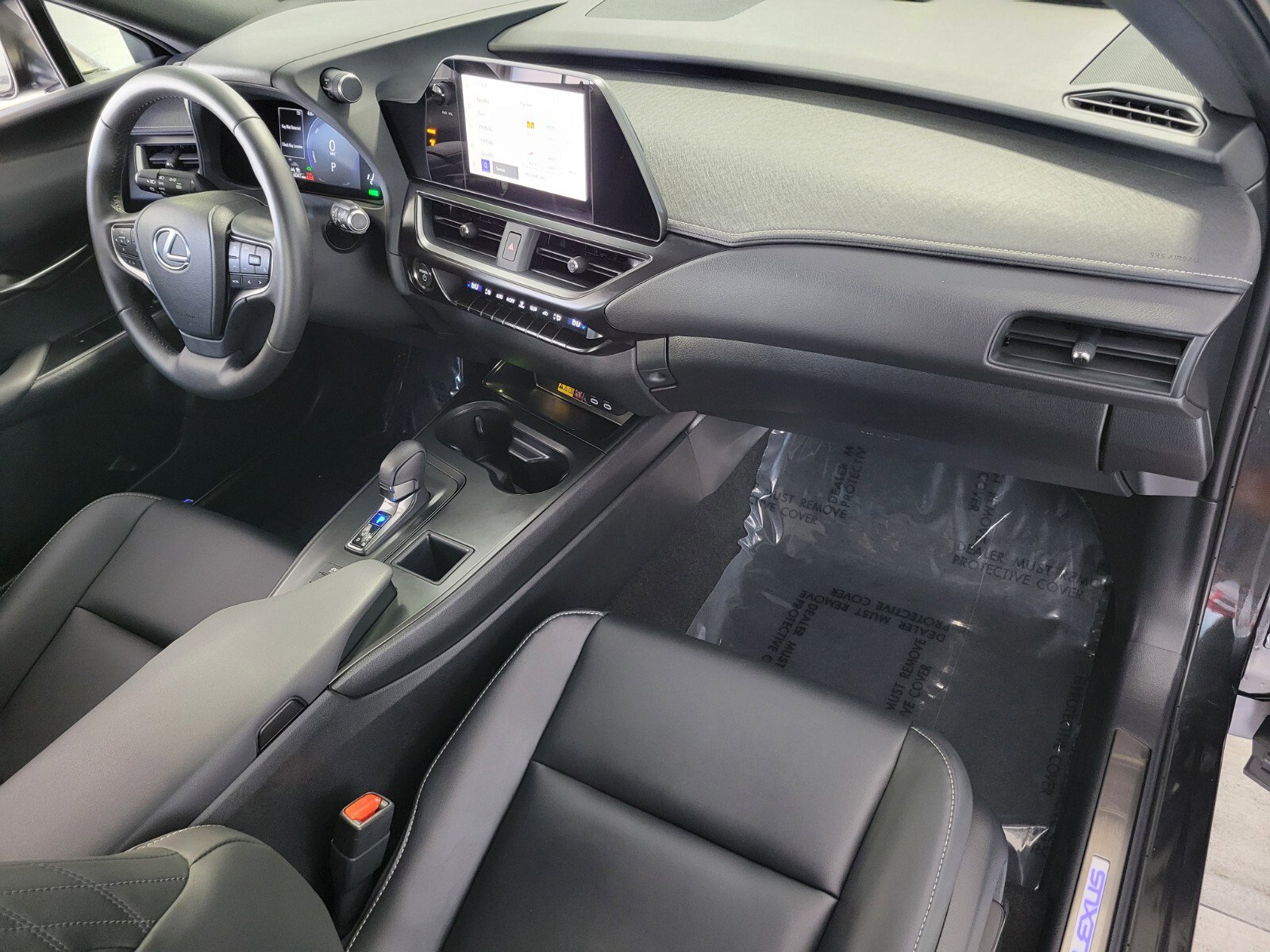 Certified 2025 Lexus UX 300h FWD image 18