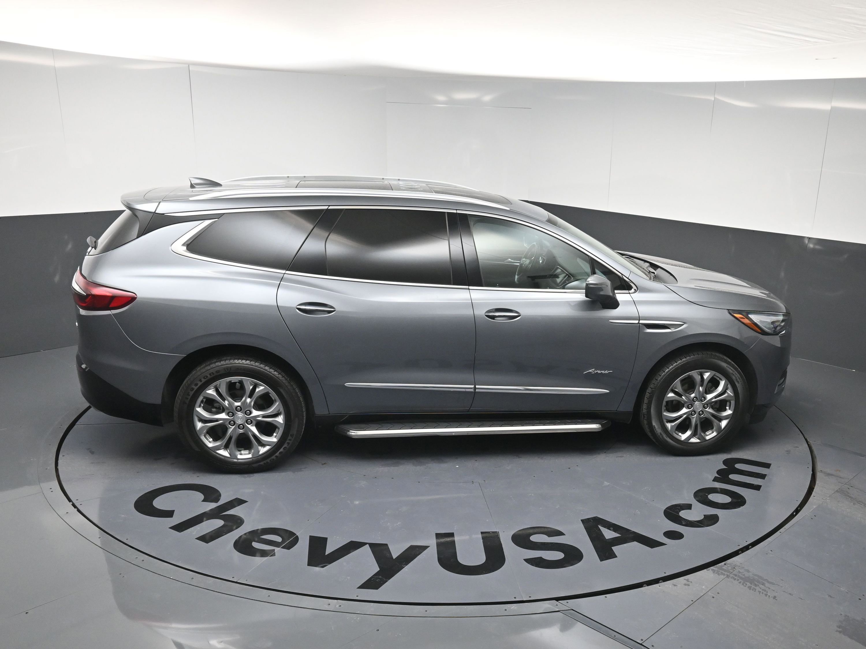 Used 2019 Buick Enclave Avenir w/ Avenir Technology Package FWD image 34