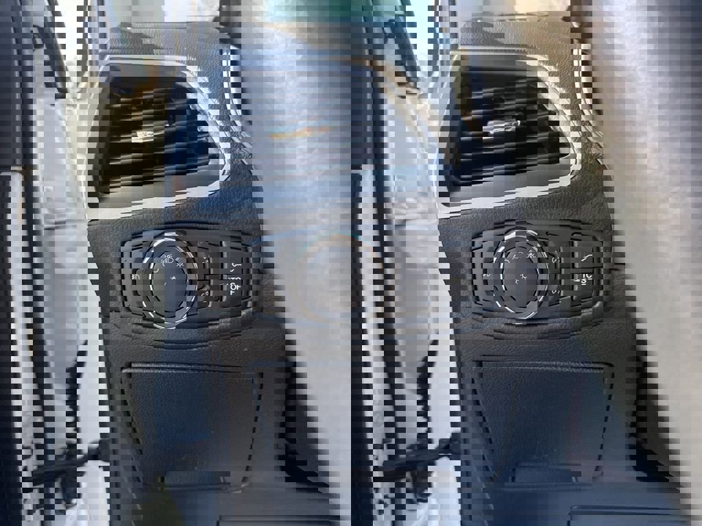 Used 2022 Ford Edge SEL w/ Convenience Package image 14