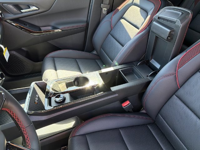 New 2027 Chevrolet Equinox RS w/ Safety and Technology Package AWD/4WD image 29