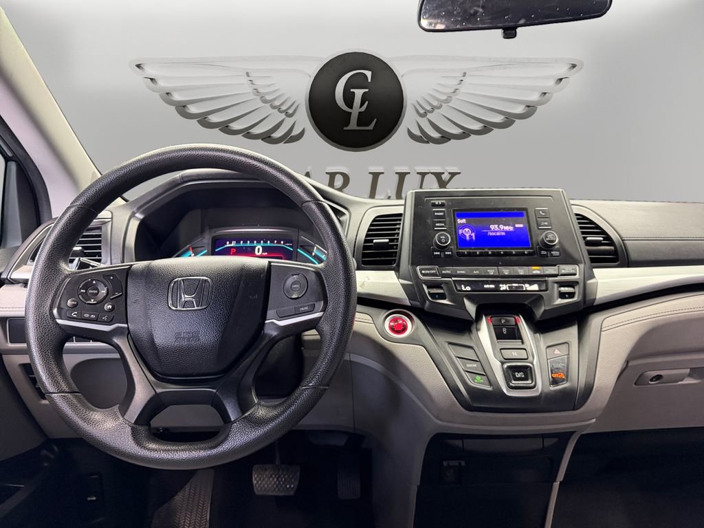 Used 2018 Honda Odyssey LX image 10