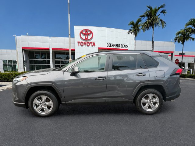 Used 2025 Toyota RAV4 XLE AWD/4WD image 4