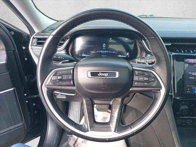 Used 2022 Jeep Grand Cherokee L Limited w/ Luxury Tech Group II image 18