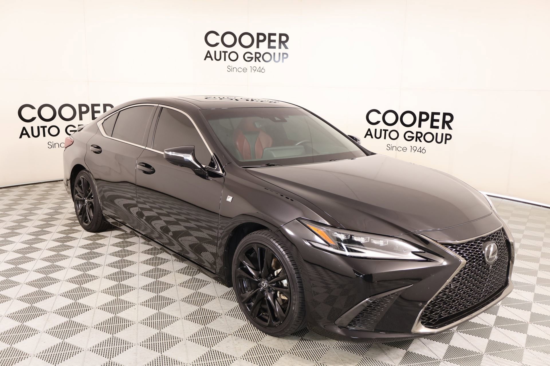 Used 2024 Lexus ES 300h F Sport w/ Accessory Package (Z2) FWD image 1