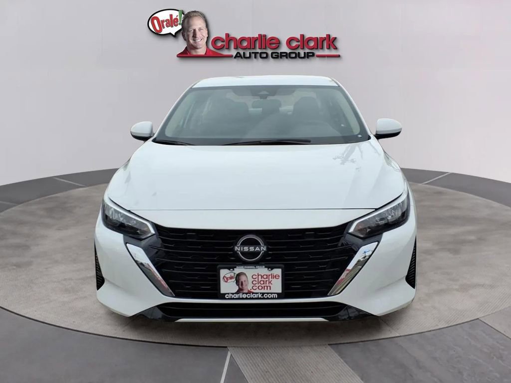 Used 2025 Nissan Sentra S image 8