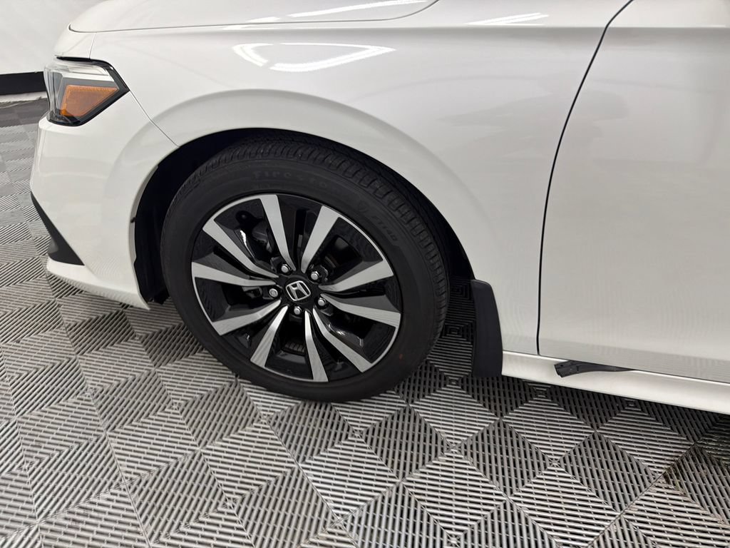 Used 2023 Honda Civic EX image 11