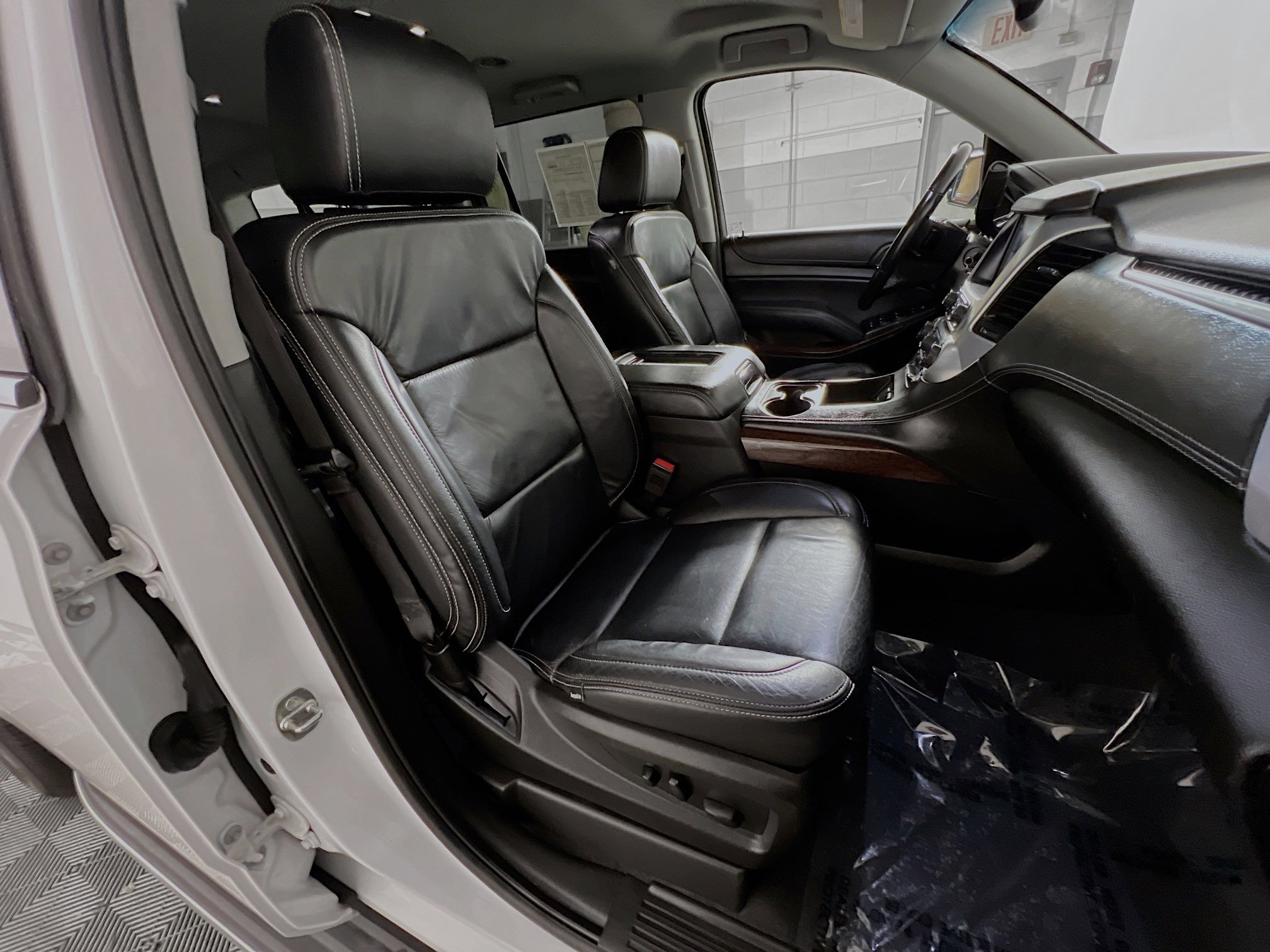 Used 2019 GMC Yukon XL SLE w/ SLE Value Package image 30