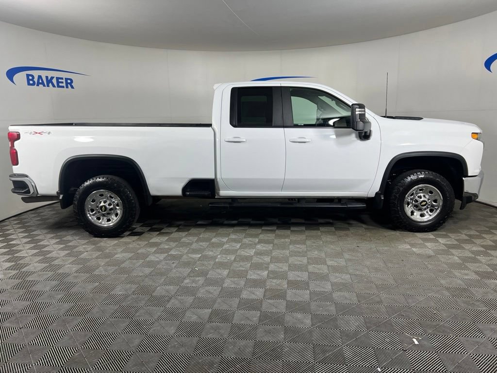 Used 2020 Chevrolet Silverado 2500 LT AWD/4WD image 7