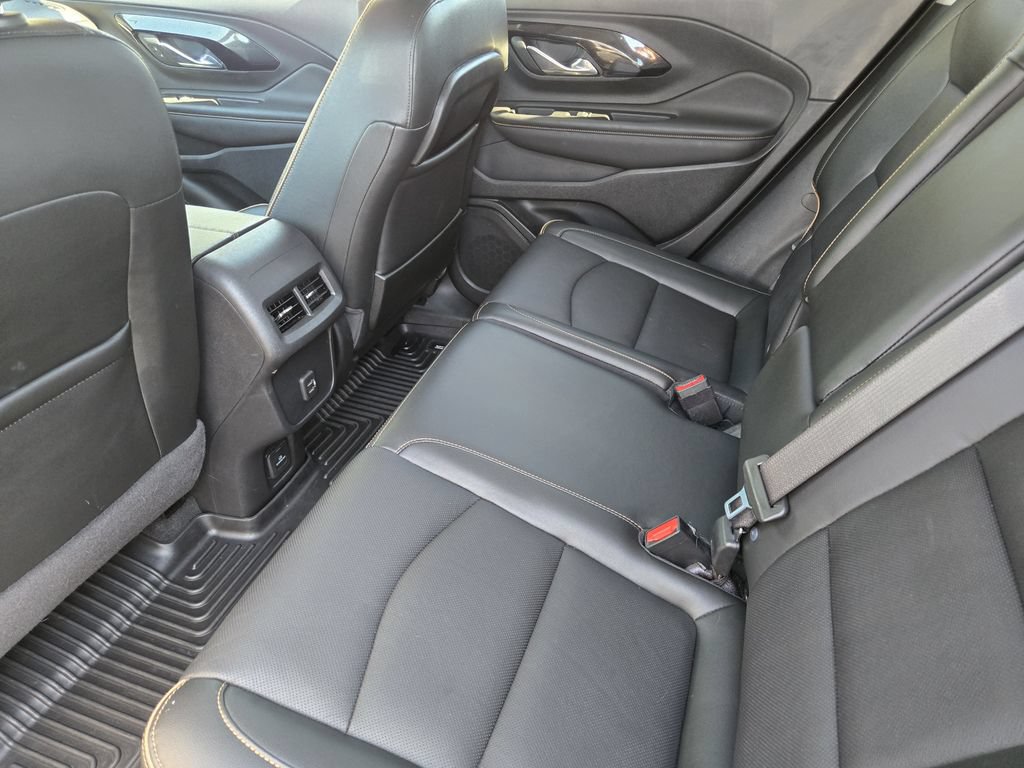 Used 2022 GMC Terrain AT4 AWD/4WD image 18