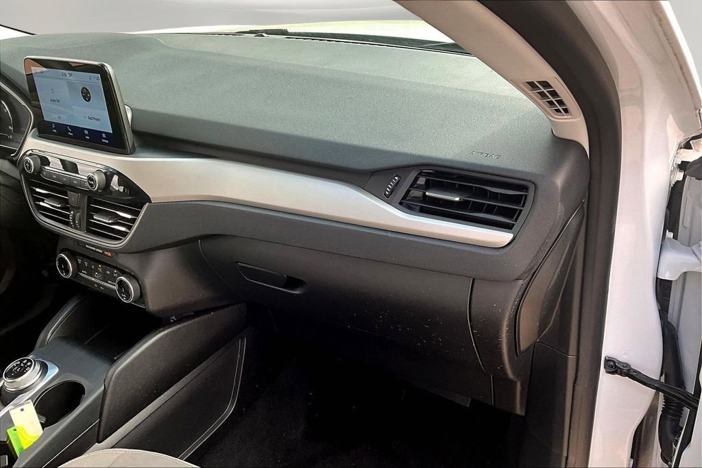 Used 2022 Ford Escape SE image 24