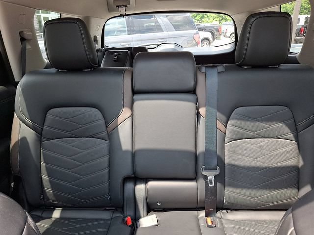 Used 2024 Nissan Pathfinder Platinum w/ Cargo Package AWD/4WD image 19
