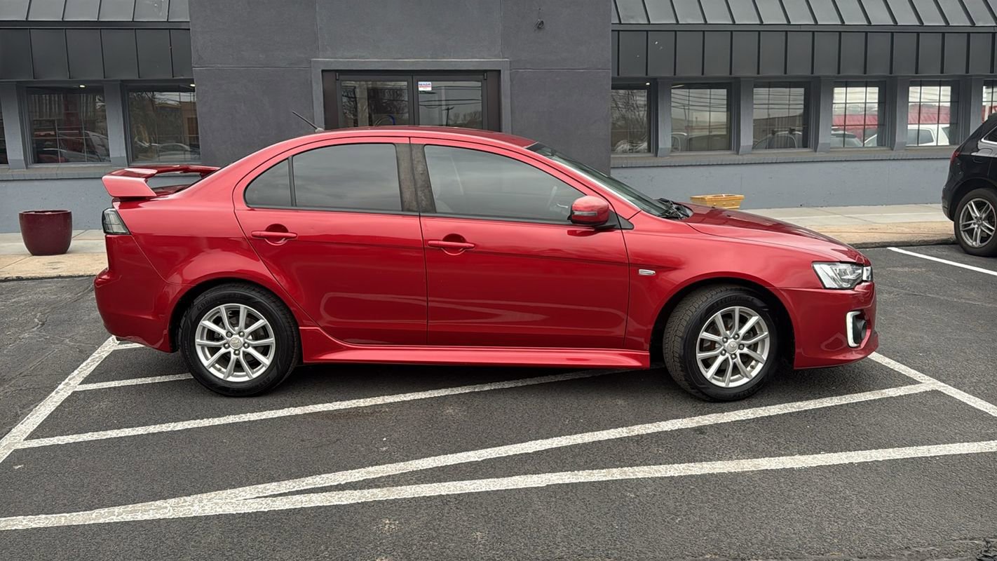 Used 2016 Mitsubishi Lancer ES image 2
