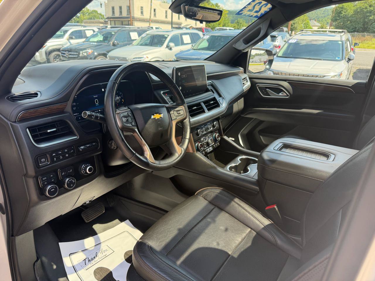 Used 2022 Chevrolet Tahoe High Country AWD/4WD image 12