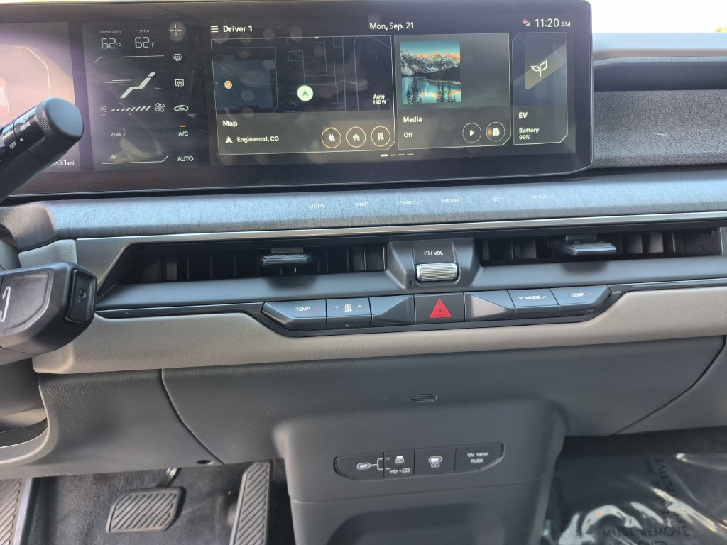 Certified 2024 Kia EV9 Wind AWD/4WD image 9