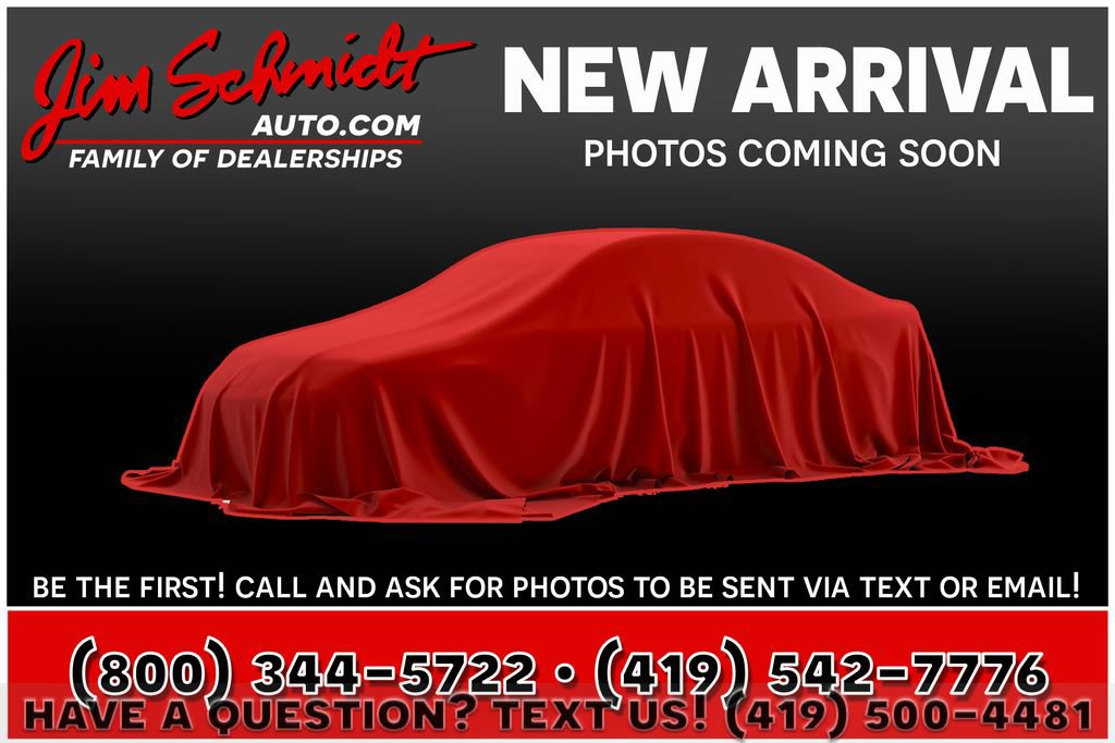 Used 2021 Buick Envision Essence w/ Sport Touring Package FWD image 1