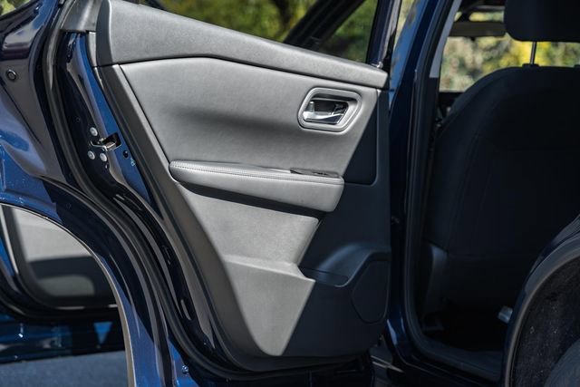 New 2026 Nissan Rogue SV image 33