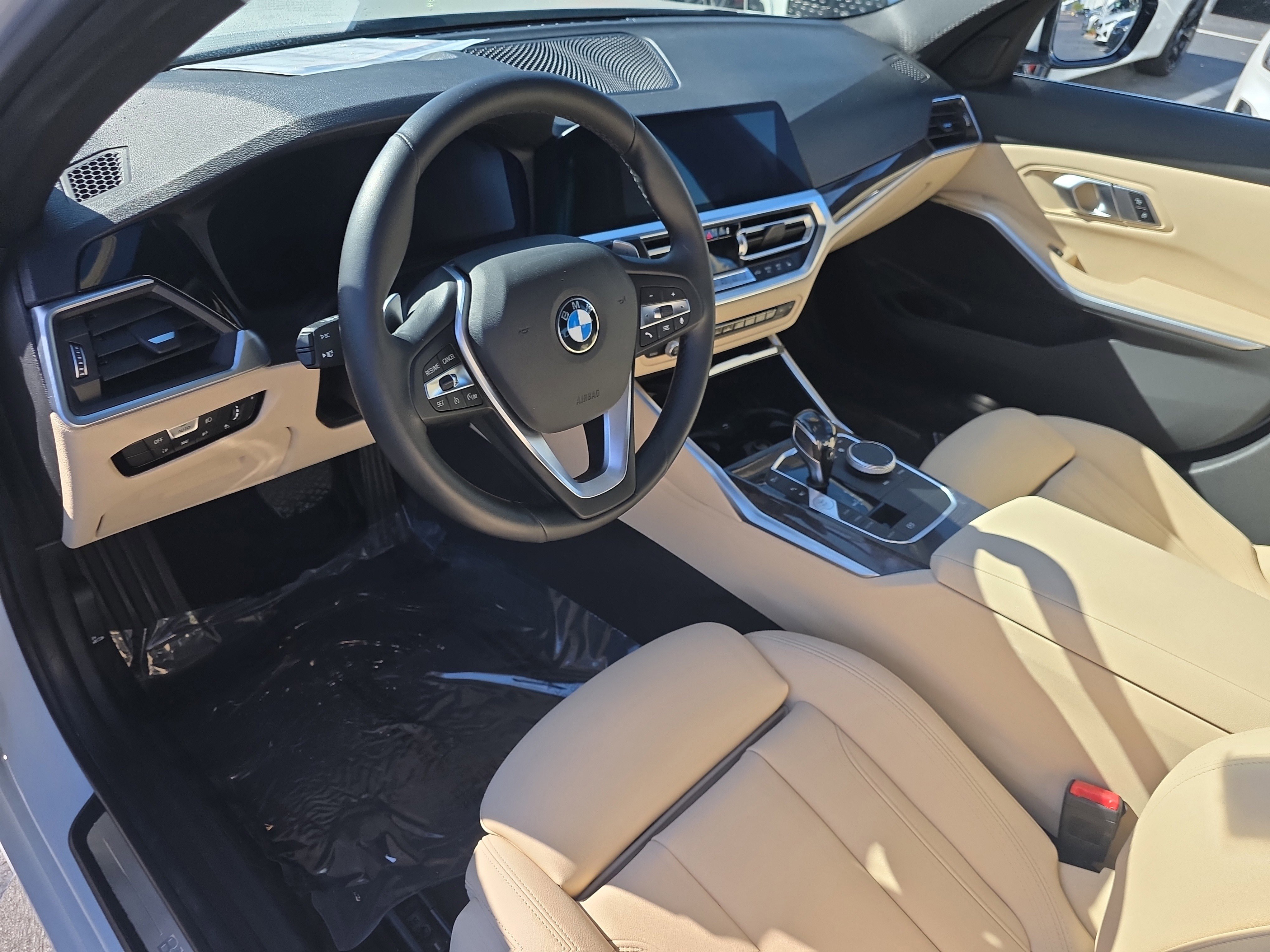 Used 2021 BMW 330e w/ Convenience Package image 21