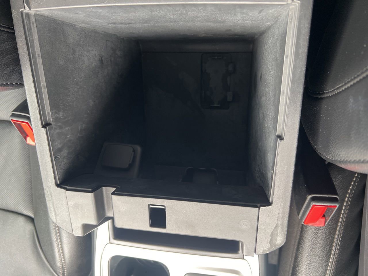 Used 2022 Ford Explorer Limited image 37