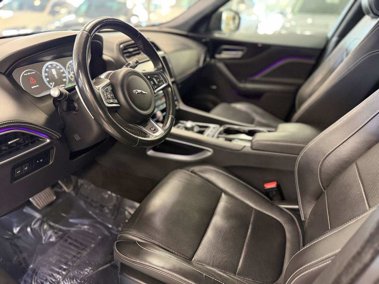 Used 2017 Jaguar F-PACE S AWD/4WD image 10