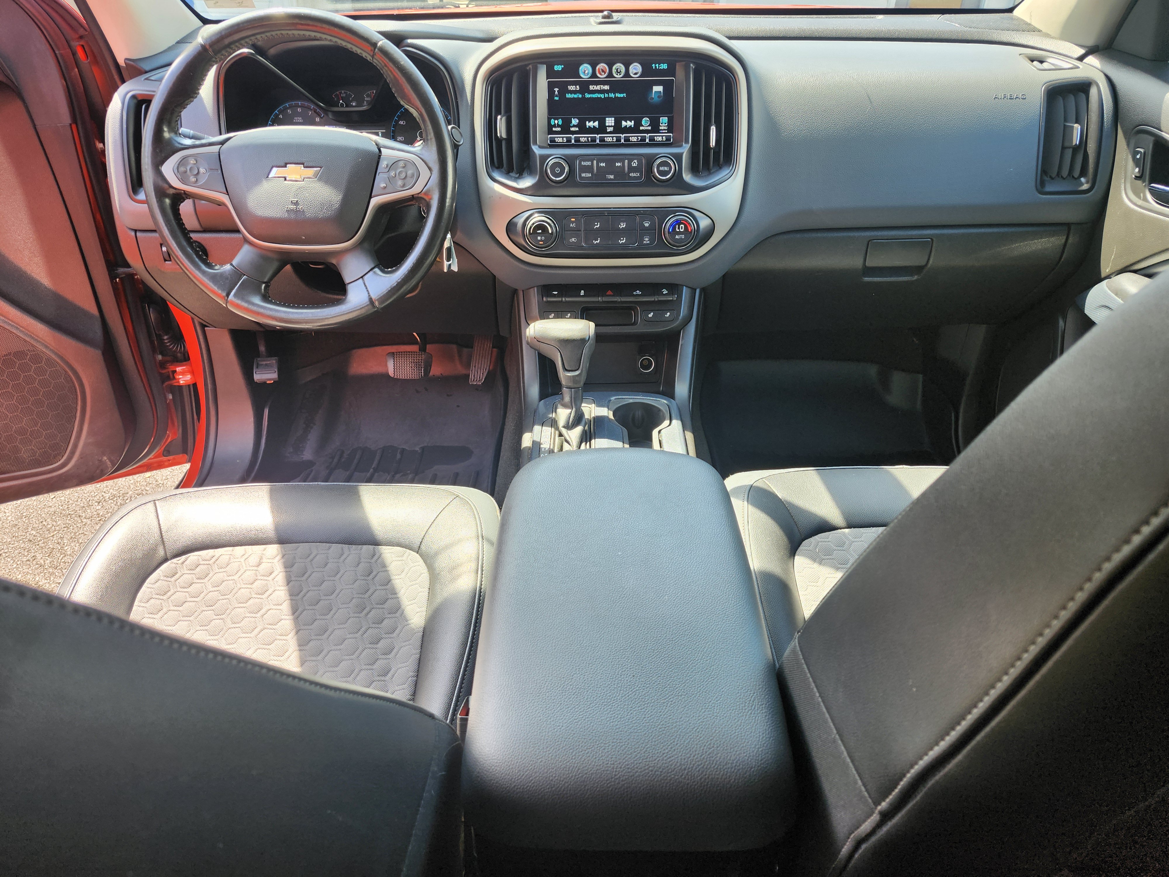 Used 2016 Chevrolet Colorado Z71 RWD image 5