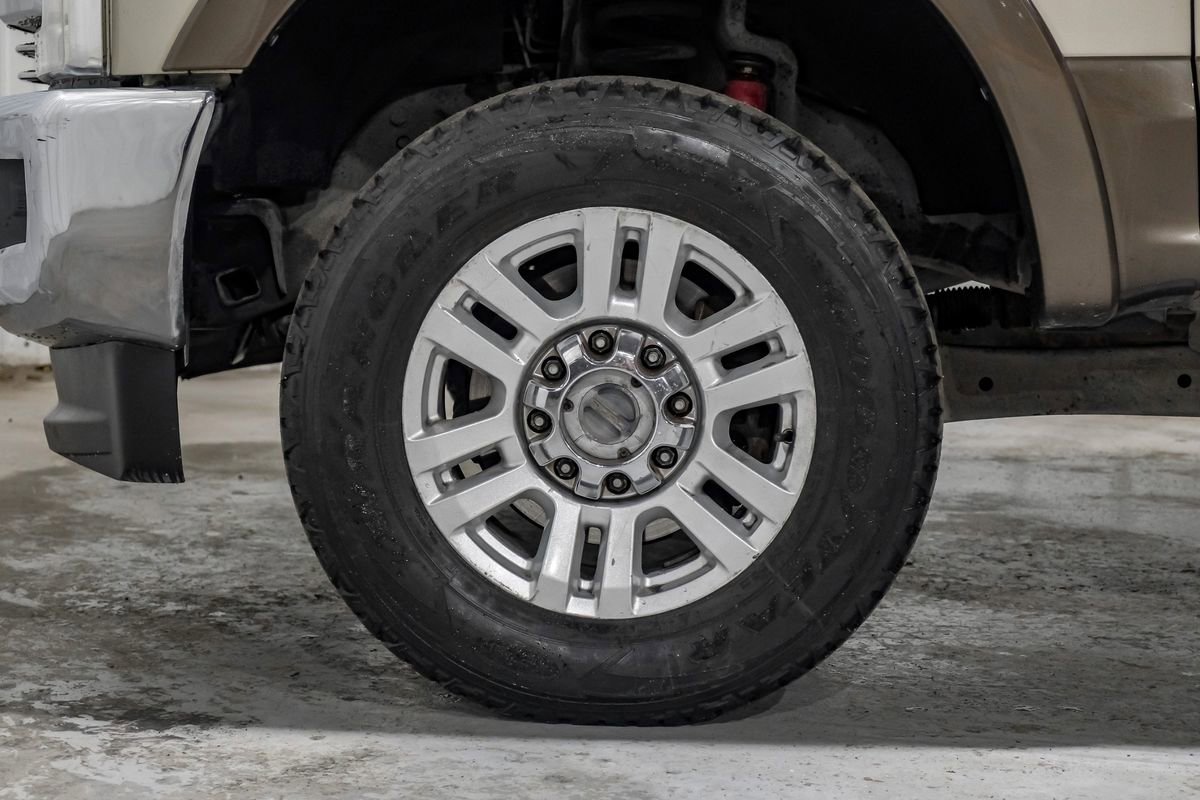 Used 2017 Ford F250 Lariat w/ Chrome Package image 62