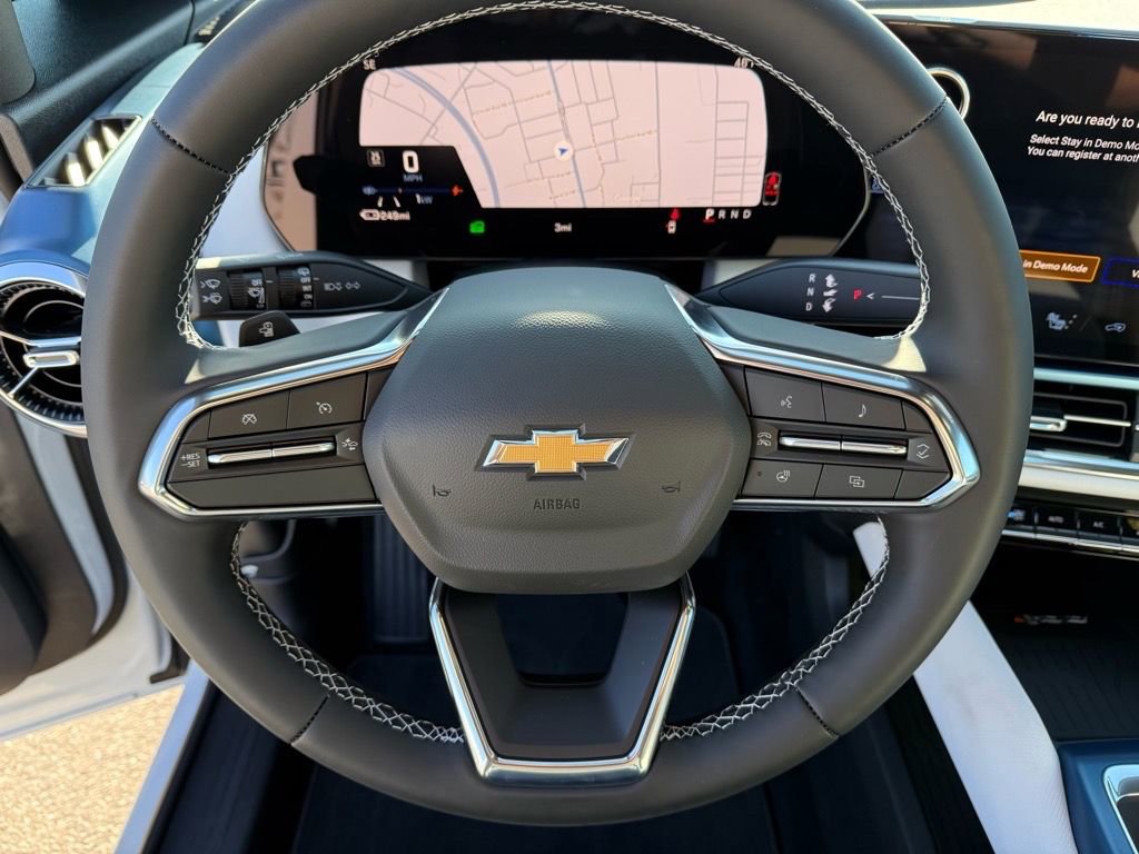 New 2026 Chevrolet Equinox EV LT image 13