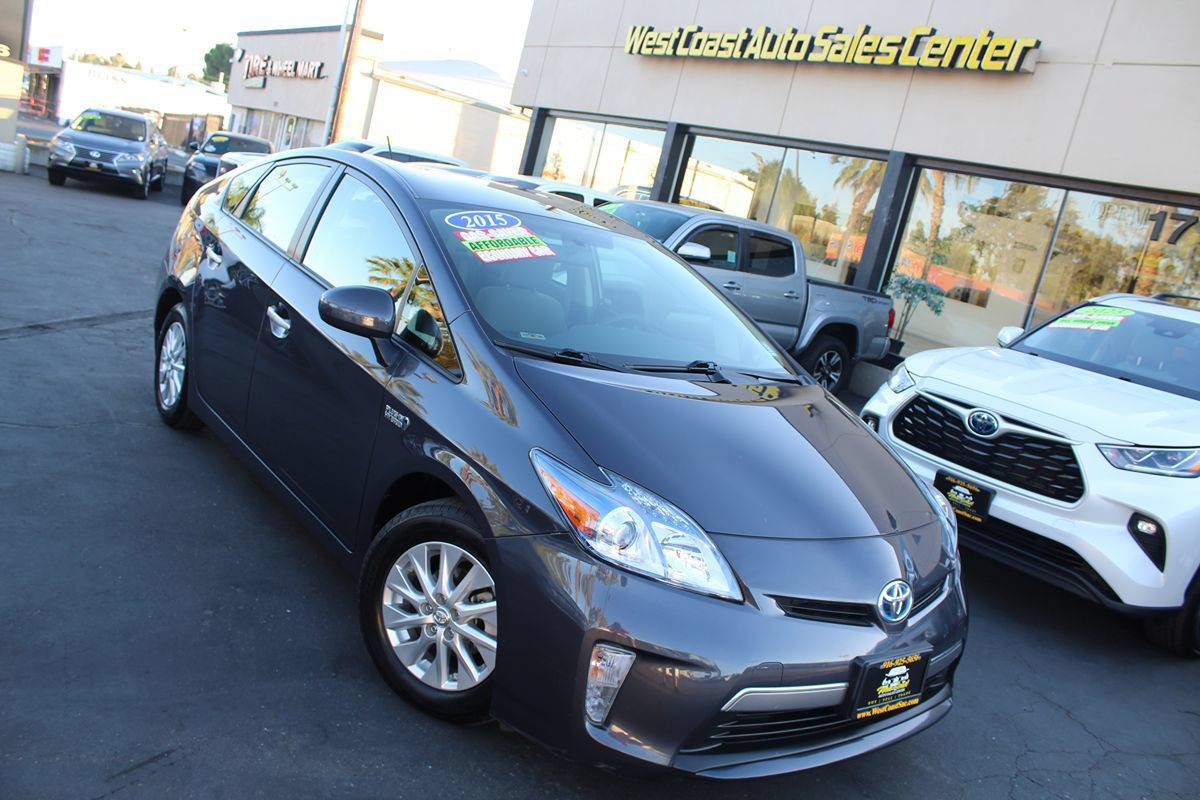 Used 2015 Toyota Prius Prime Plug-In Hybrid FWD image 37