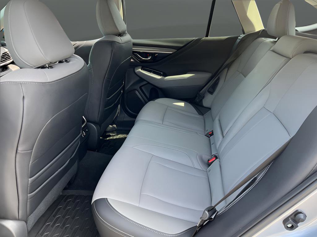 Certified 2025 Subaru Outback Limited AWD/4WD image 15