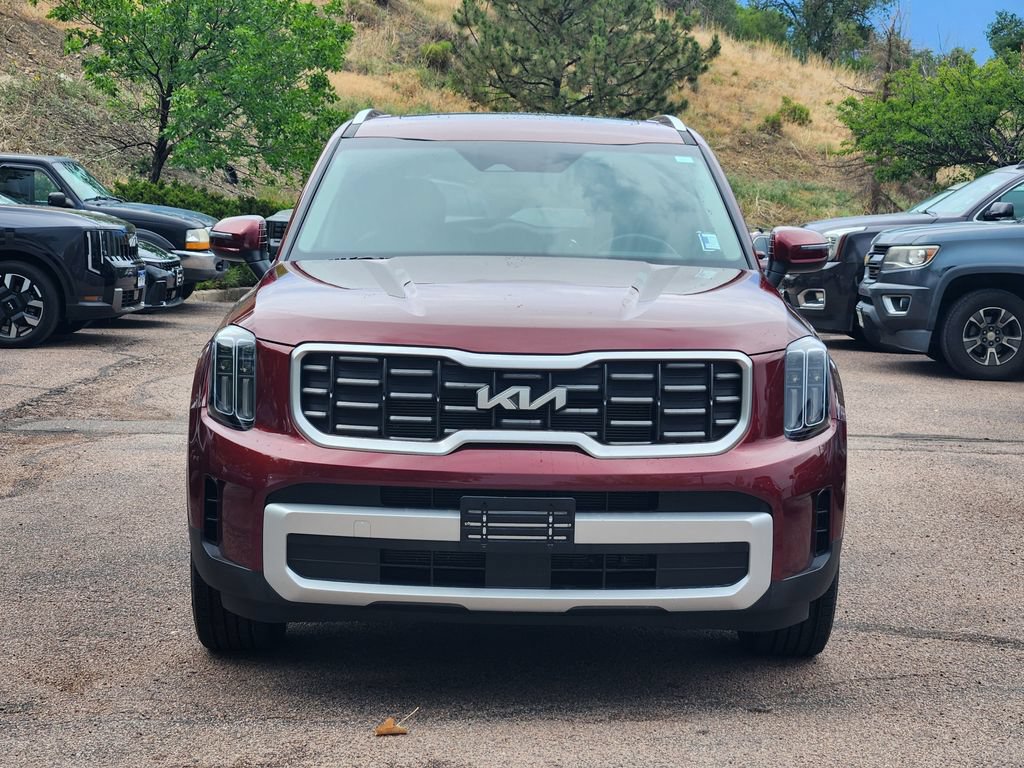Certified 2024 Kia Telluride S w/ S Sunroof Package AWD/4WD image 2
