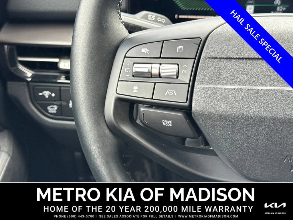 Used 2026 Kia Sportage EX FWD image 19