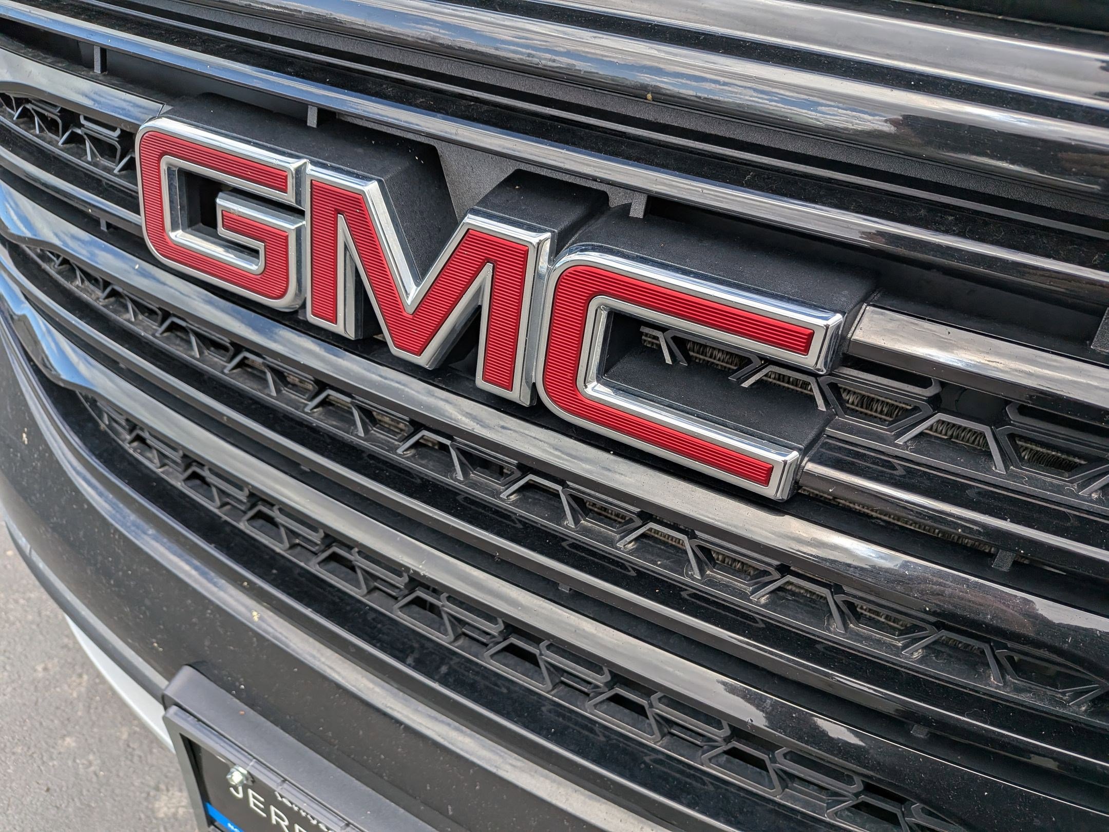 Used 2019 GMC Acadia SLE w/ LPO, Black Accent Package image 23