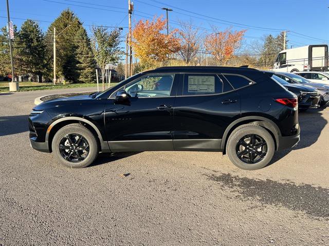 New 2026 Chevrolet Blazer LT image 2