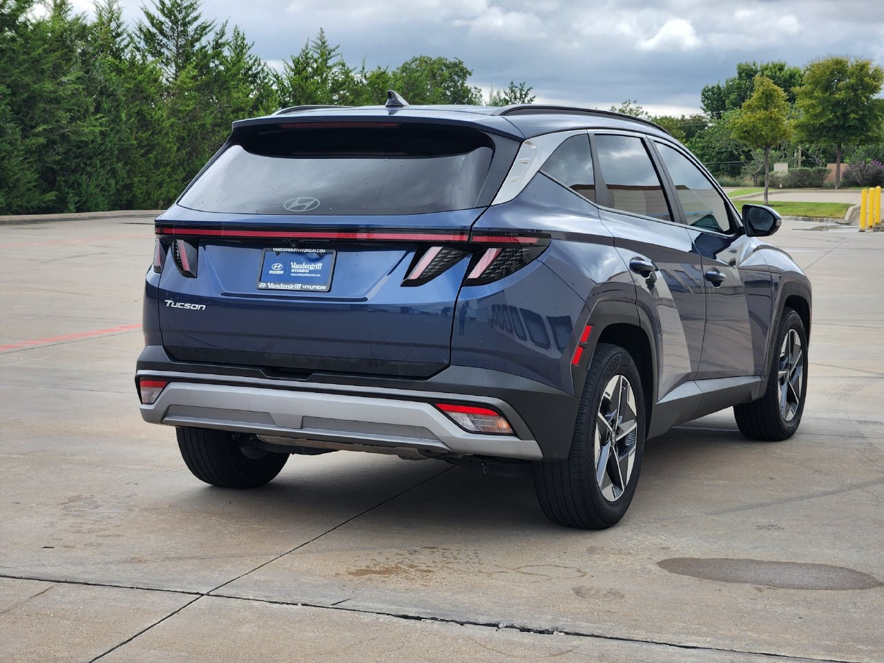 Used 2025 Hyundai Tucson SEL FWD image 4