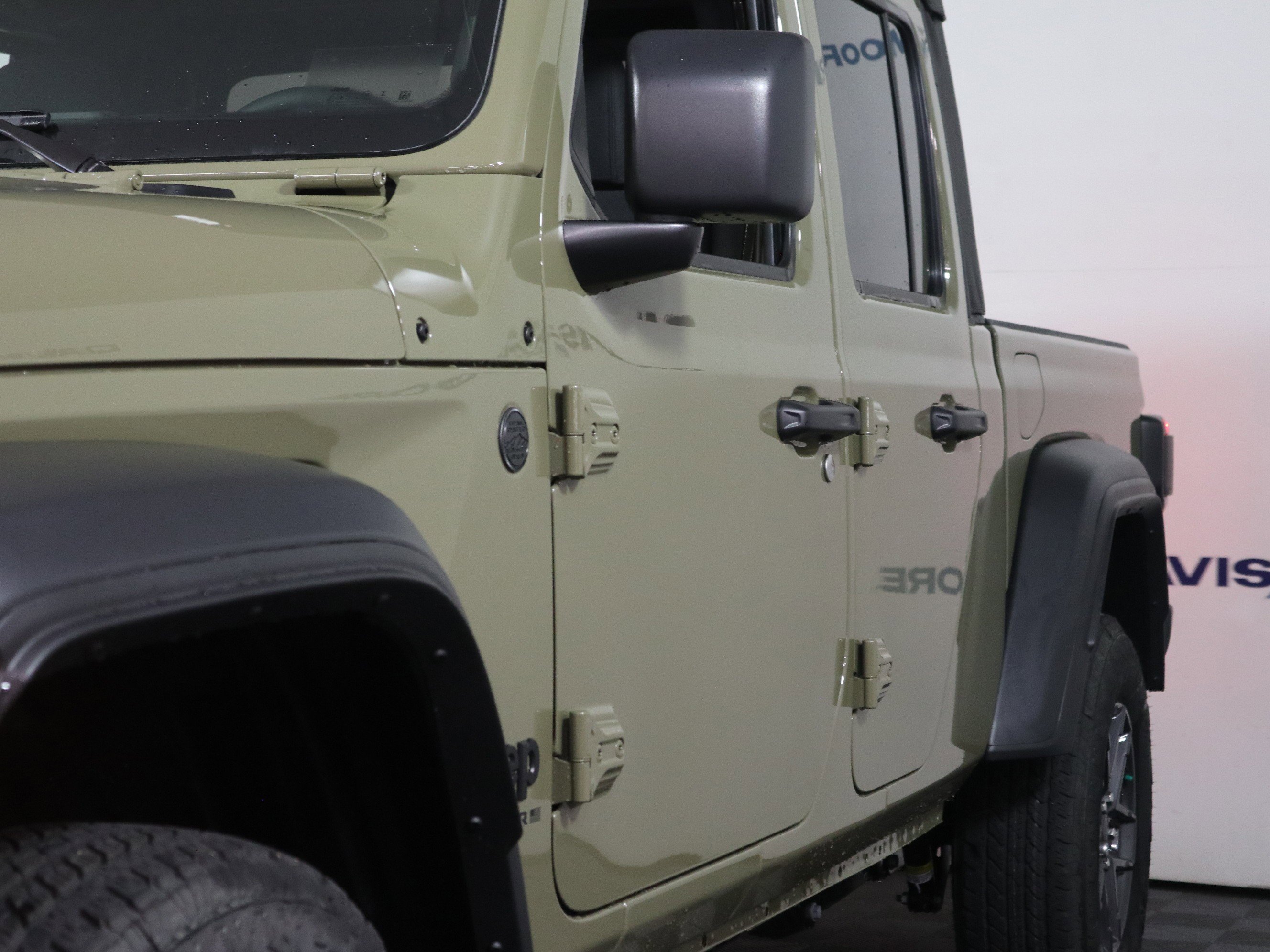 New 2026 Jeep Gladiator Sport AWD/4WD image 11