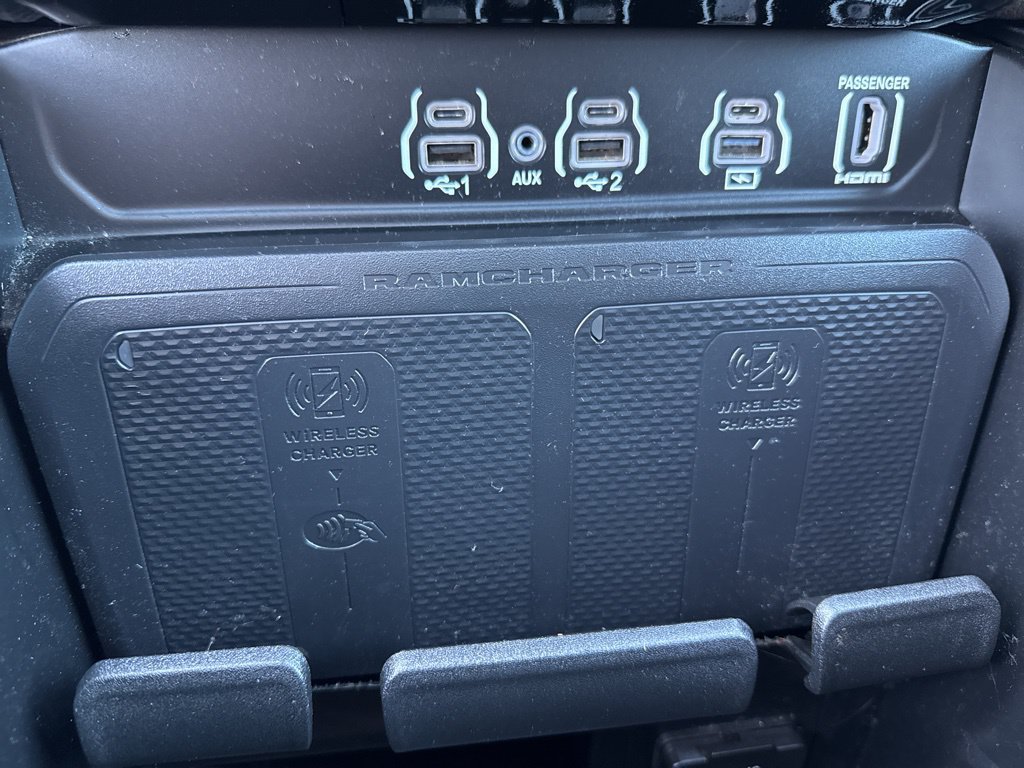 Used 2025 RAM 1500 Limited AWD/4WD image 34