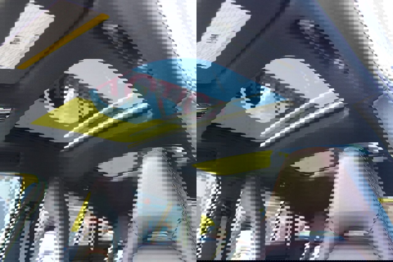 Used 2022 Porsche Panamera 4 image 22