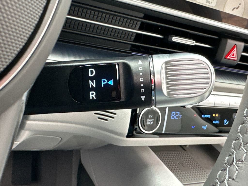 New 2025 Hyundai Ioniq 6 SEL image 15
