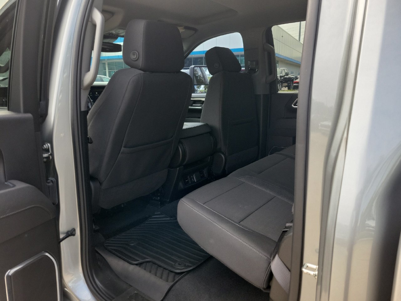 Certified 2025 Chevrolet Silverado 2500 LT w/ Convenience Package AWD/4WD image 9